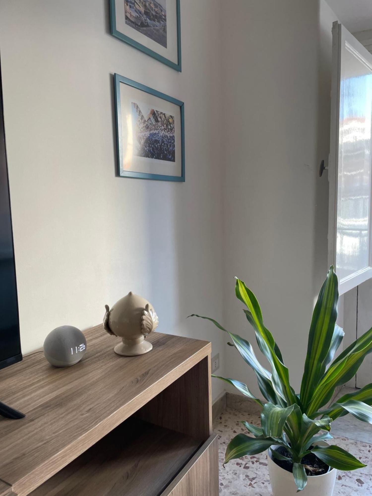 Lorenzo'S House Catania City Centre - Comfortable Large Apartment With 2 Bedrooms And 2 Baths, Close To Trains, Metro And Bus Station المظهر الخارجي الصورة