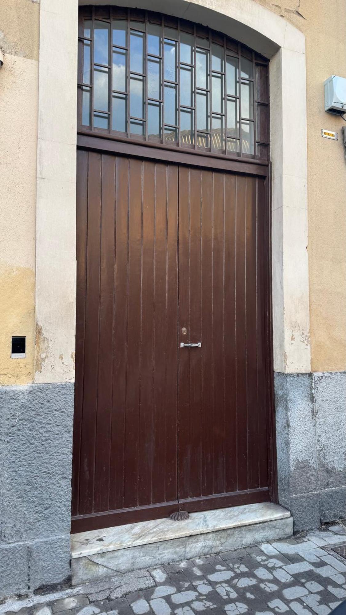 Lorenzo'S House Catania City Centre - Comfortable Large Apartment With 2 Bedrooms And 2 Baths, Close To Trains, Metro And Bus Station المظهر الخارجي الصورة